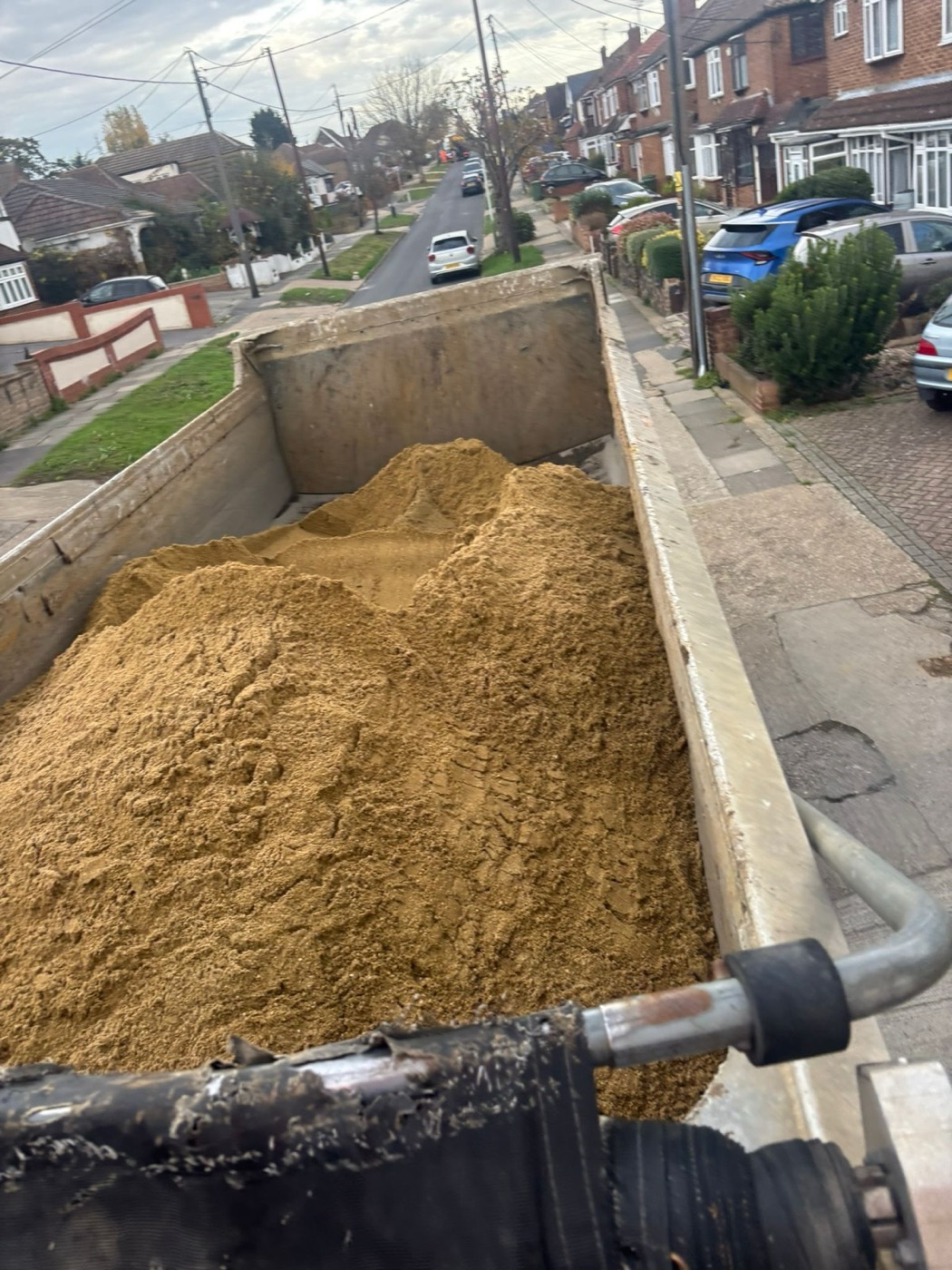 Tipper Hire in Loughton — real WCR Grab Hire job