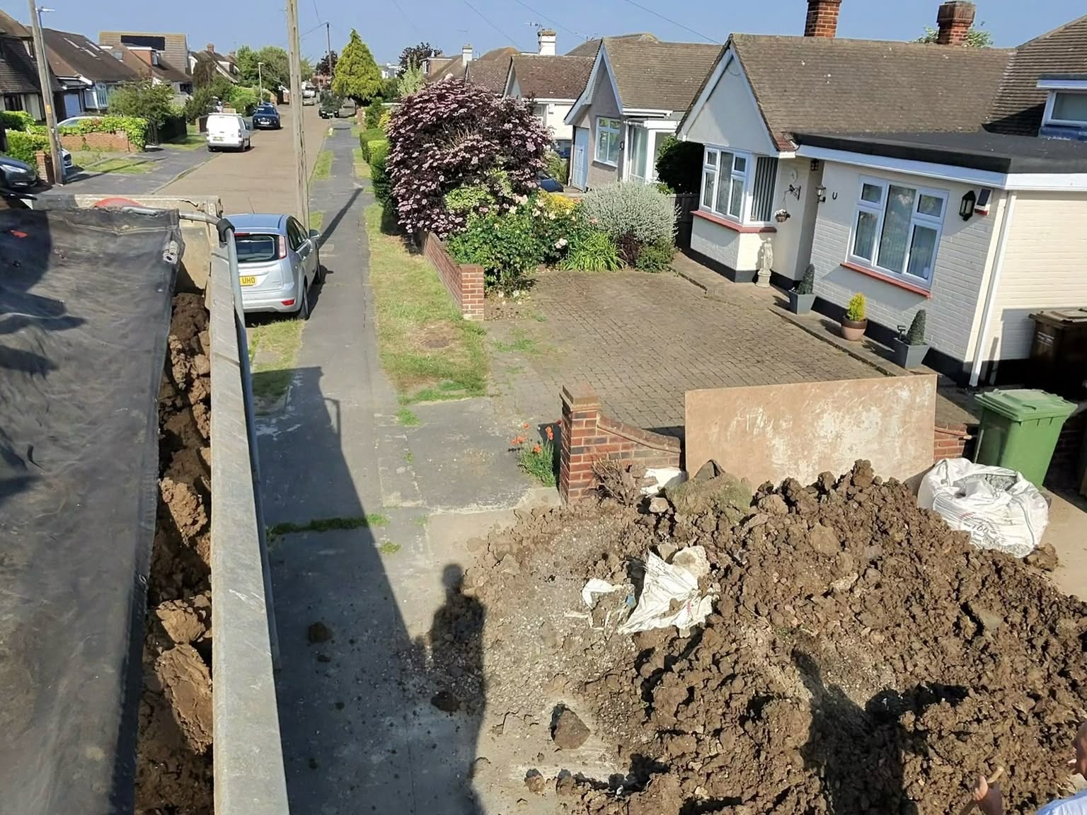 WCR Grab Hire — real grab lorry, muck away and aggregate work in Essex & London